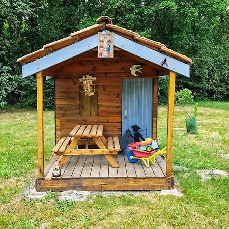 La Cheneraie Hébergement de vacances *